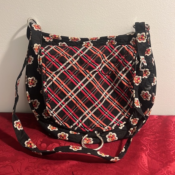 Vera Bradley Saddle Up Crossbody Bag Pirouette Black Floral Fold Over Flap New - Picture 3 of 3